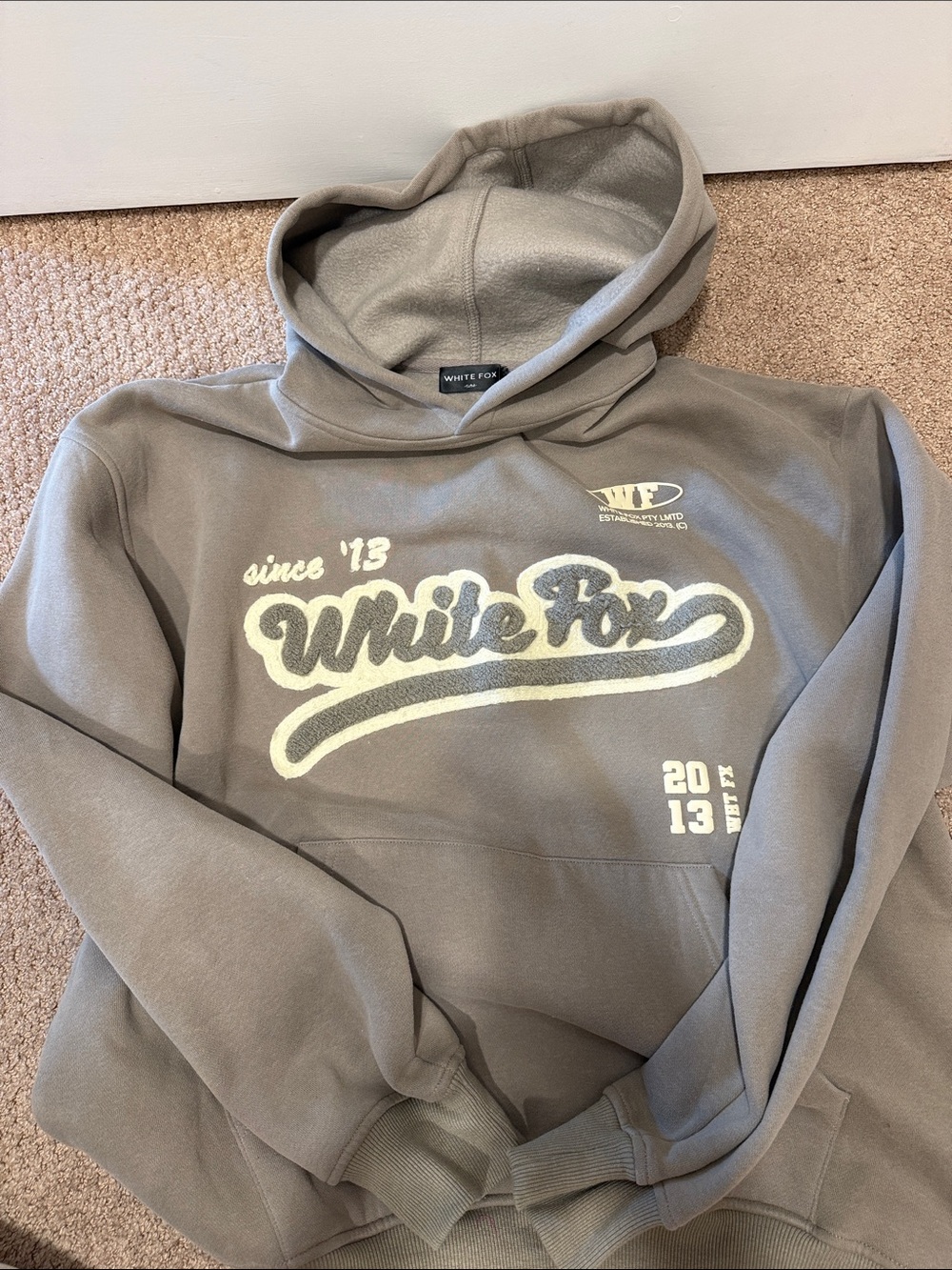 Women’s s/m white fox Hoodie